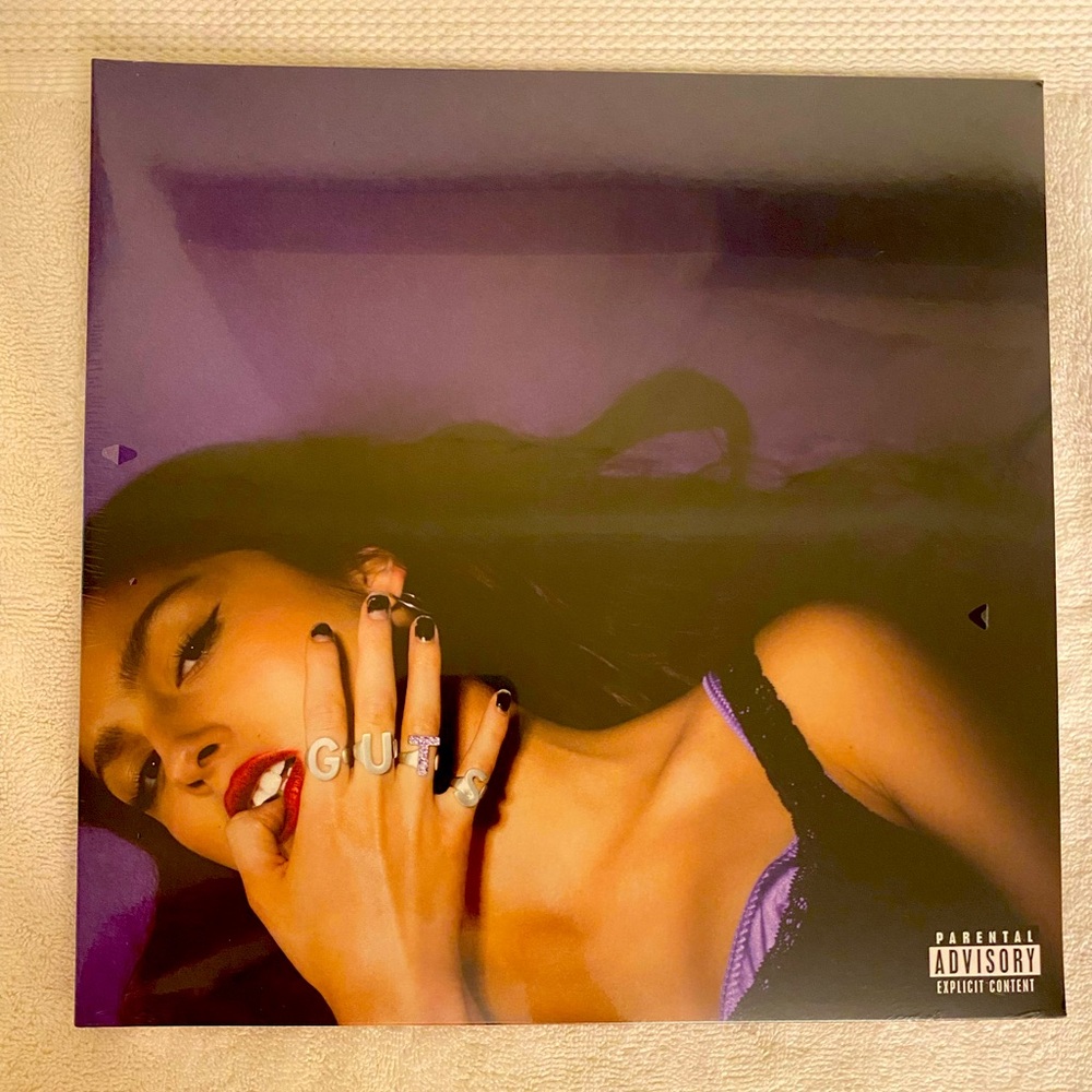 New, sealed, Olivia Rodrigo, guts Vinyl, Dark Blue (T)